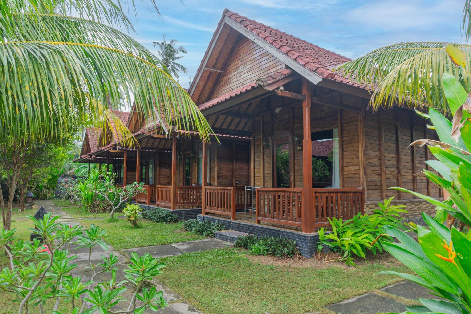 Rijet Villa Beach & Restaurant Ped Luaran gambar
