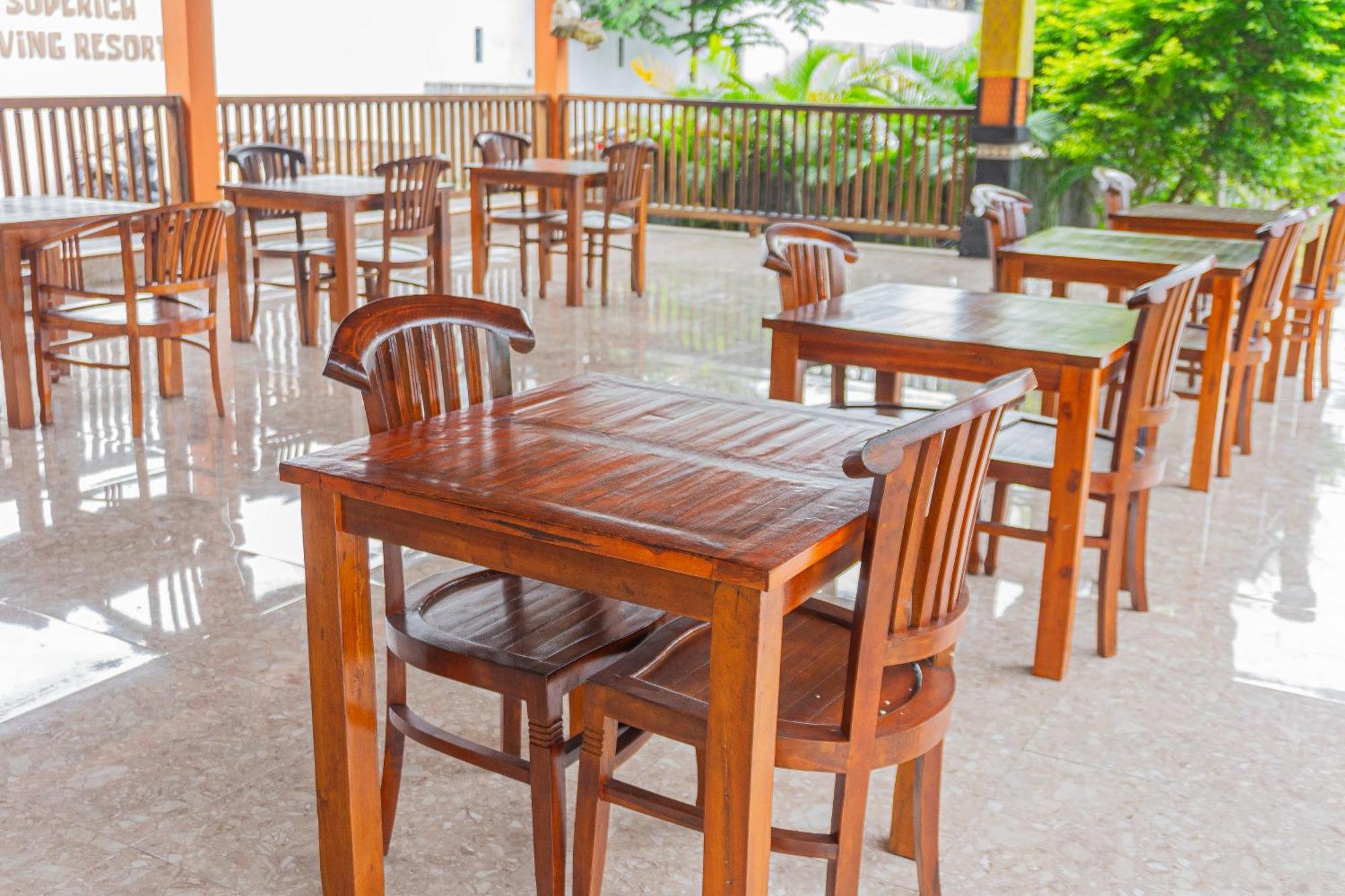 Rijet Villa Beach & Restaurant Ped Luaran gambar